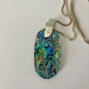 Kendra Scott abalone Shell Elle Pendant Necklace